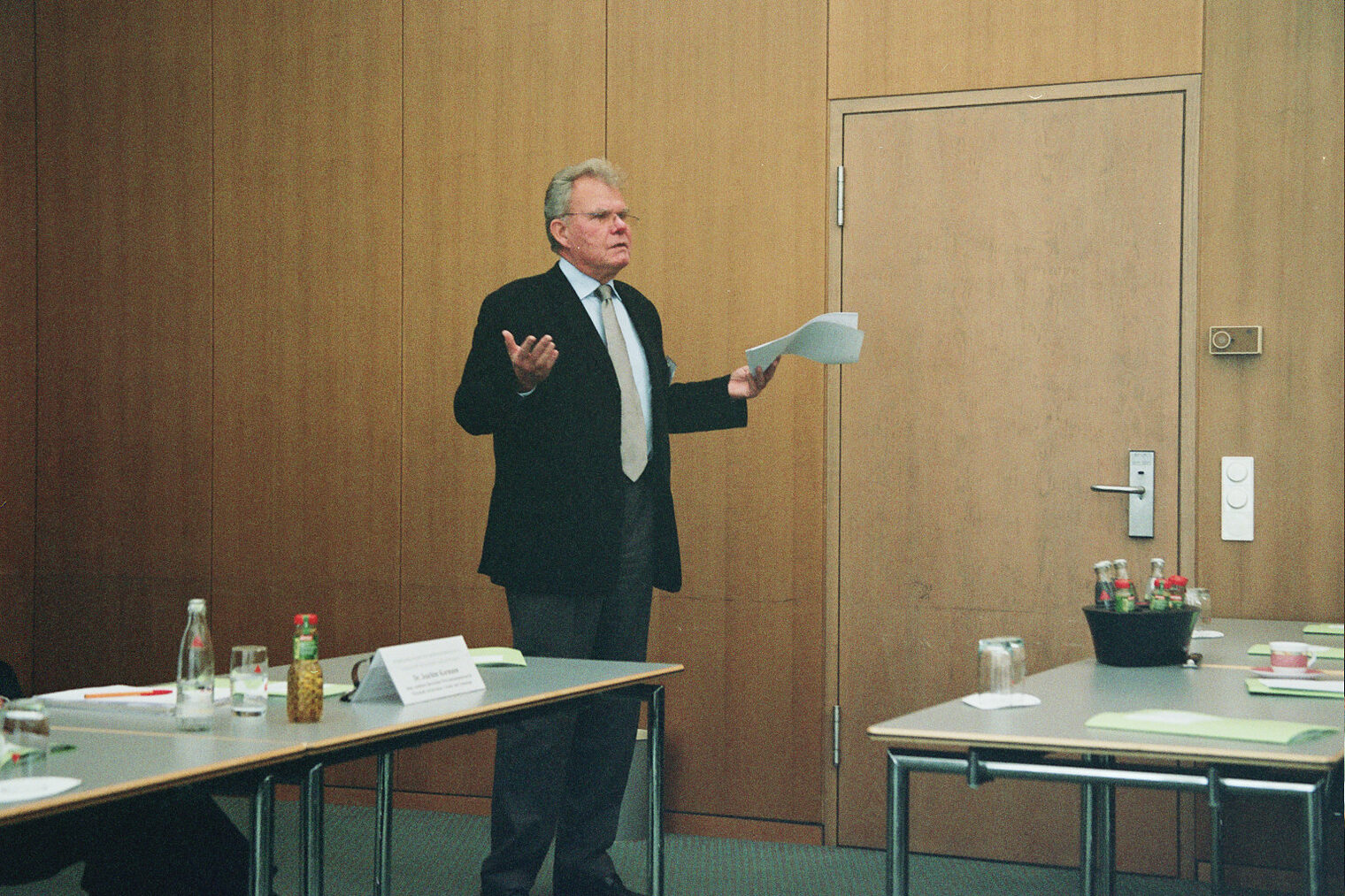 Prof. Werner Teufelsbauer.