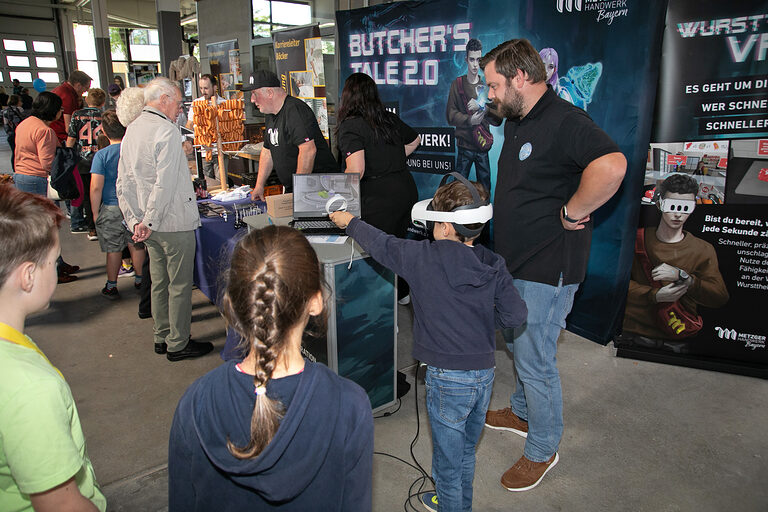 Beim Stand der Metzger-Innung wurde Leberkäse gemacht - virtuell! 
