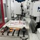 Eine CNC-Maschine wurde umfunktioniert zur Zeichenmaschine: Der eingespannte Stift zeichnete die Maus.