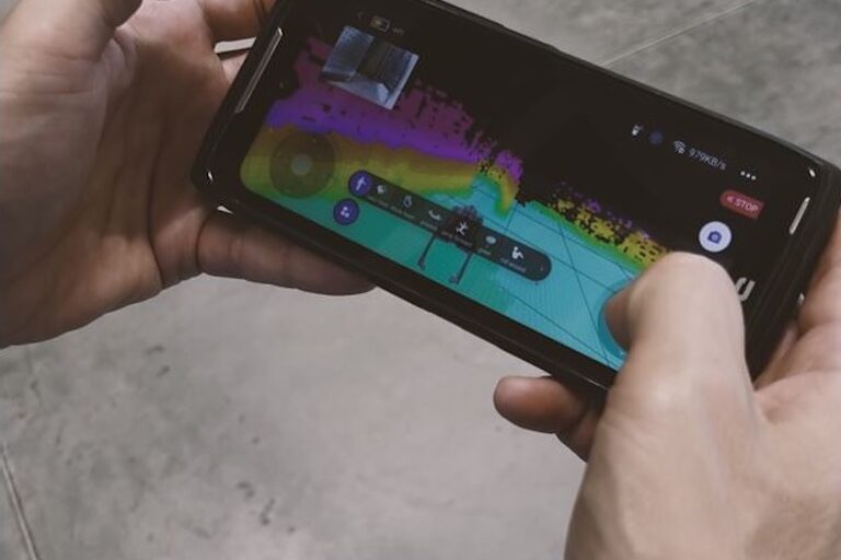 Darstellung eines Kamerabildes durch ein Lidar-Lasersystem an einer Inspektionsdrohne.