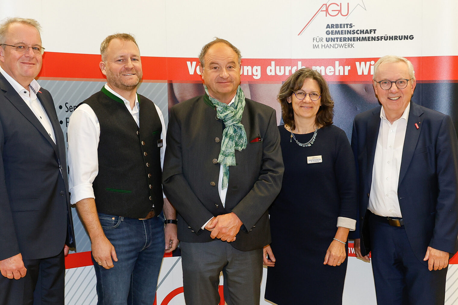AGU-Vortragsabend mit Pfarrer Schießler AGU-Vortragsabend mit Pfarrer Schießler