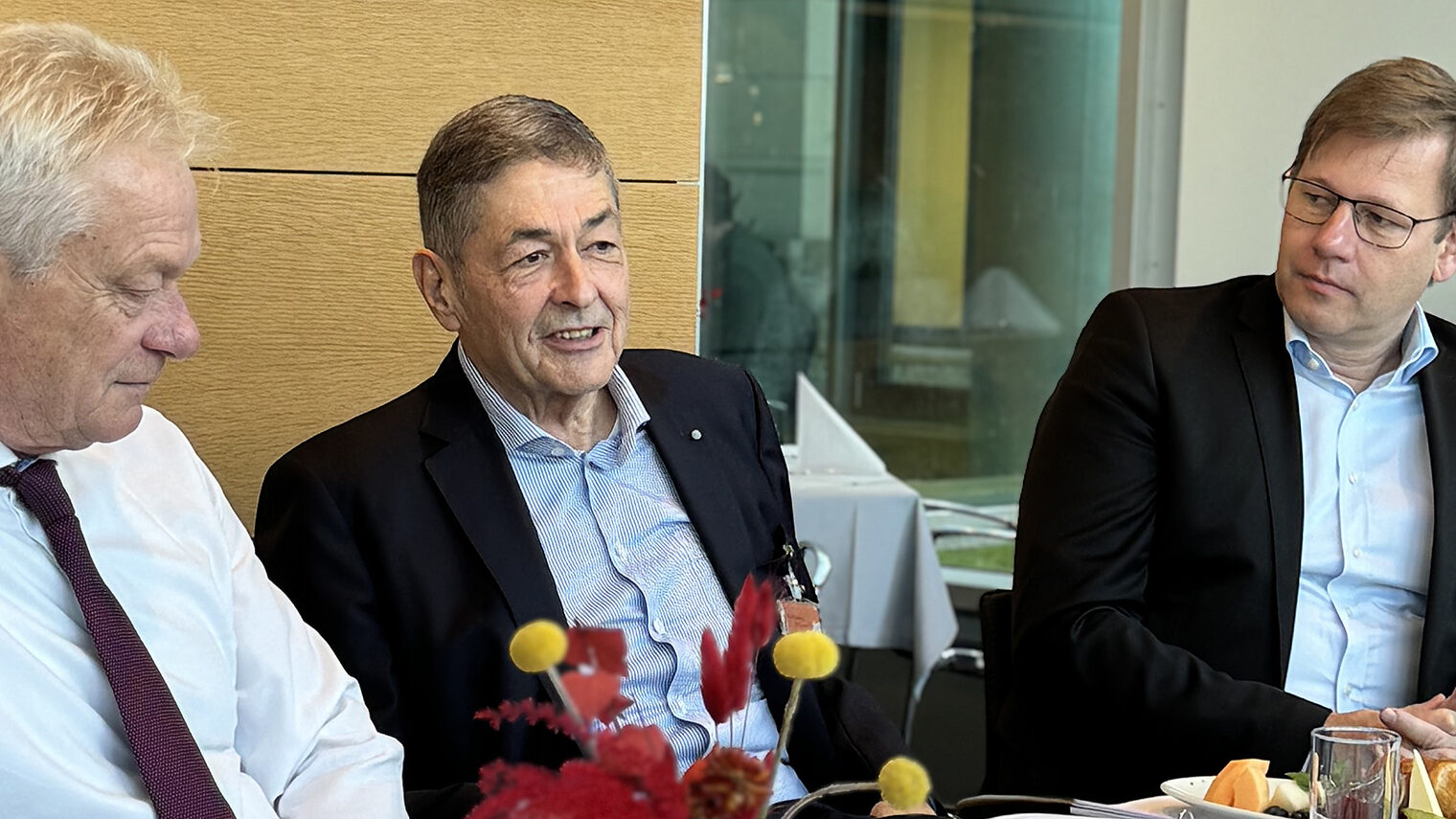 Präsident Dr. Georg Haber mit dem Vorsitzenden MdB Thomas Erndl und Bundeslandwirtschaftsminister Alois Rainer.
