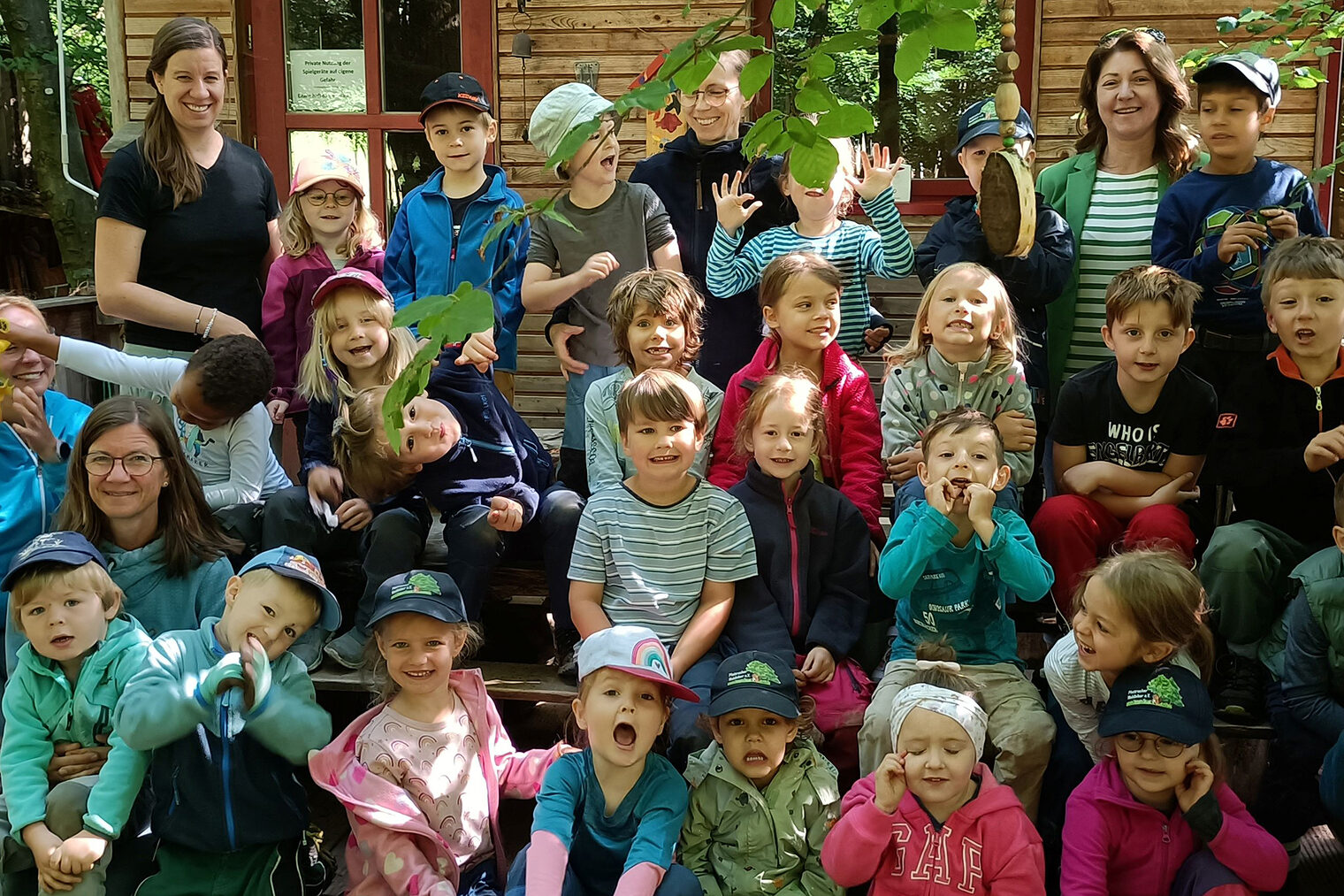 Zum Dank für die Teilnahme am Kita-Wettbewerb des Handwerks erhielten die Kinder ein Brezn-Frühstück.