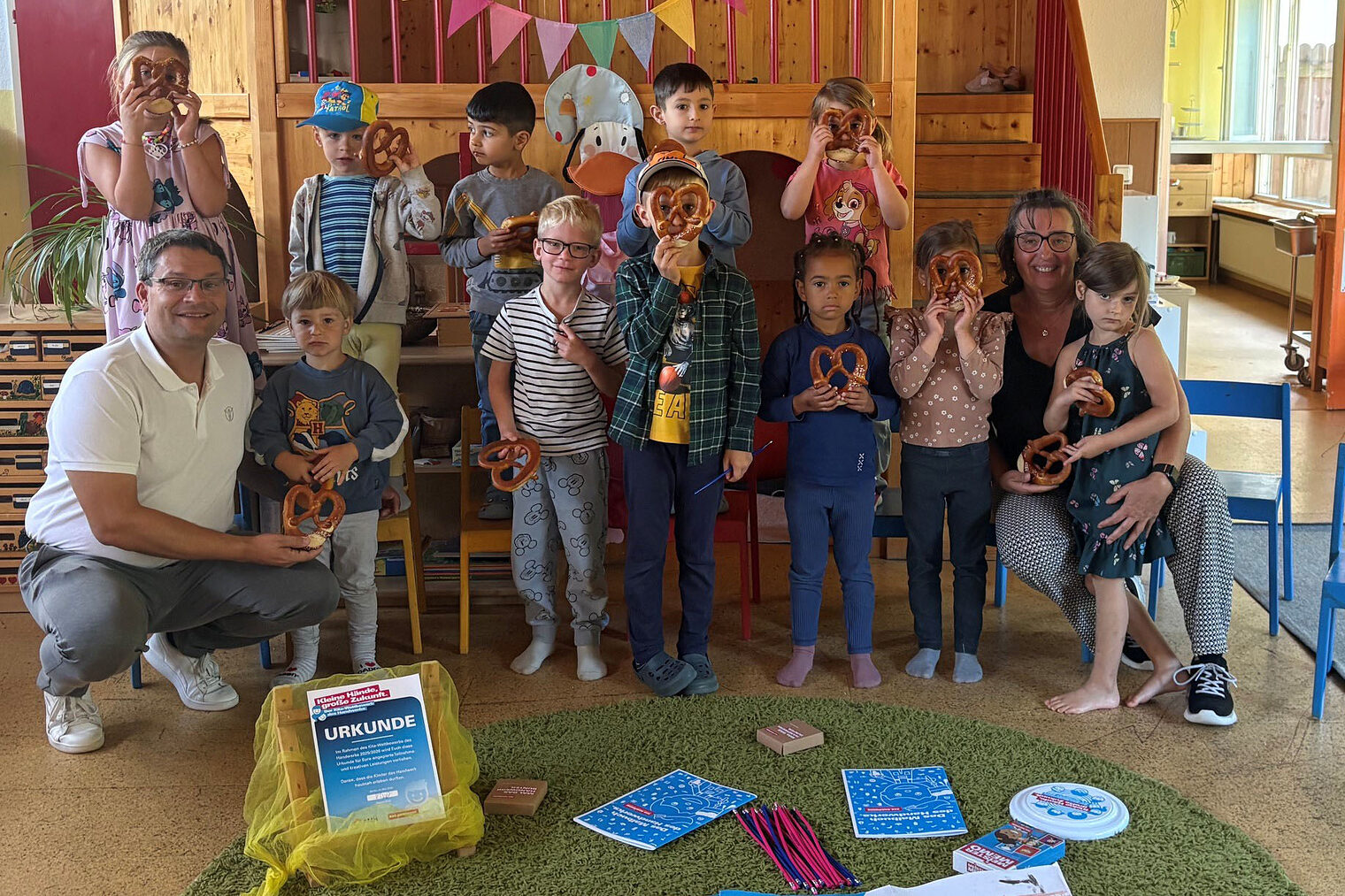 Die Kinder des Evangelisch-Lutherischen Kindergartens St. Markus in Weiden freuten sich über das Brezn-Frühstück.