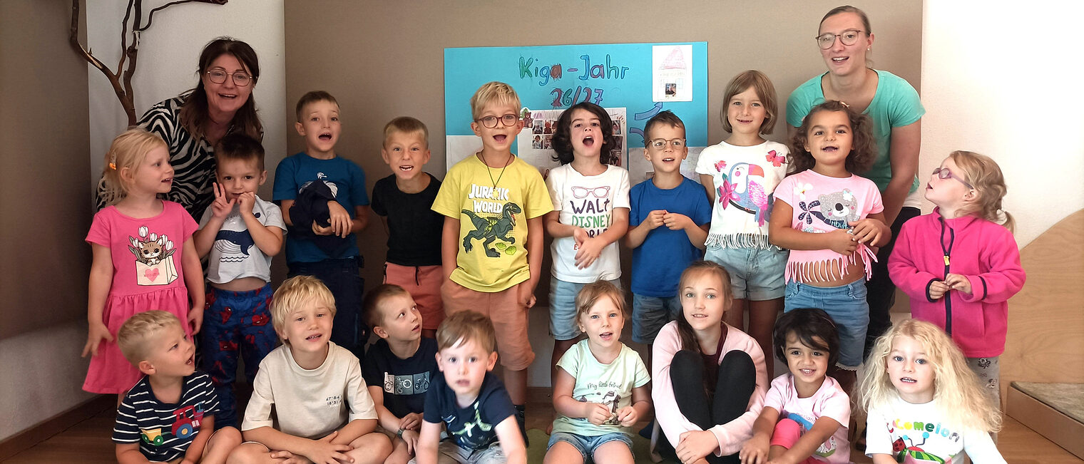 Die Kinder der Kindertagesstätte Gangkofen freuten sich über den Besuch.